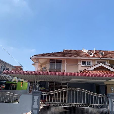 Permatang Janggus Awani Homestay Seberang Jaya מראה חיצוני תמונה
